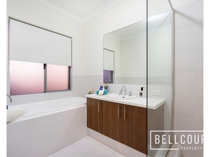 12A Henning Crescent, Manning WA 6152