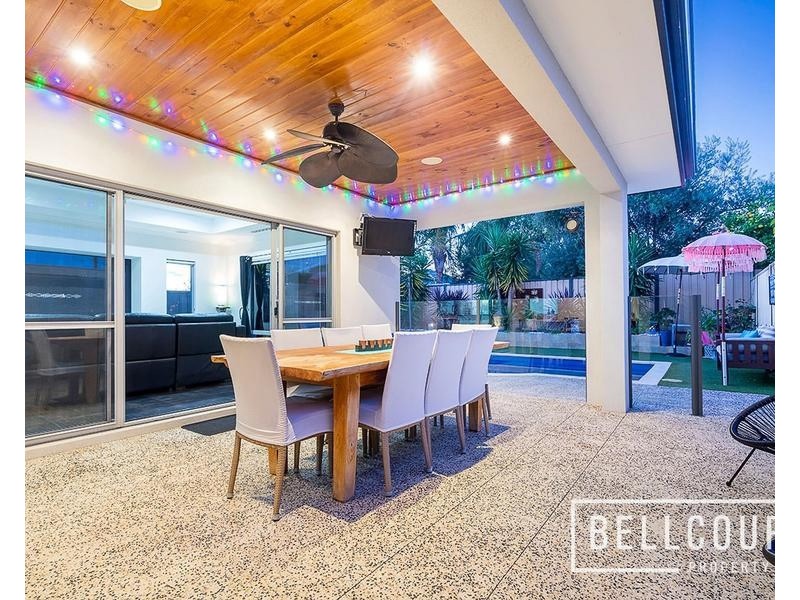 12A Henning Crescent, Manning WA 6152