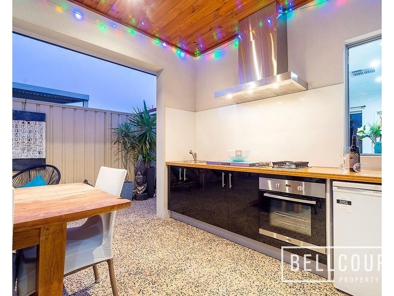 12A Henning Crescent, Manning WA 6152