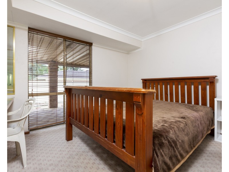 2 Bosworth Place, Leeming WA 6149