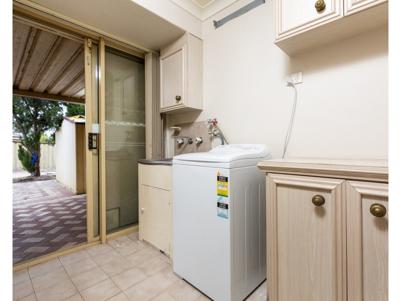 2 Bosworth Place, Leeming WA 6149