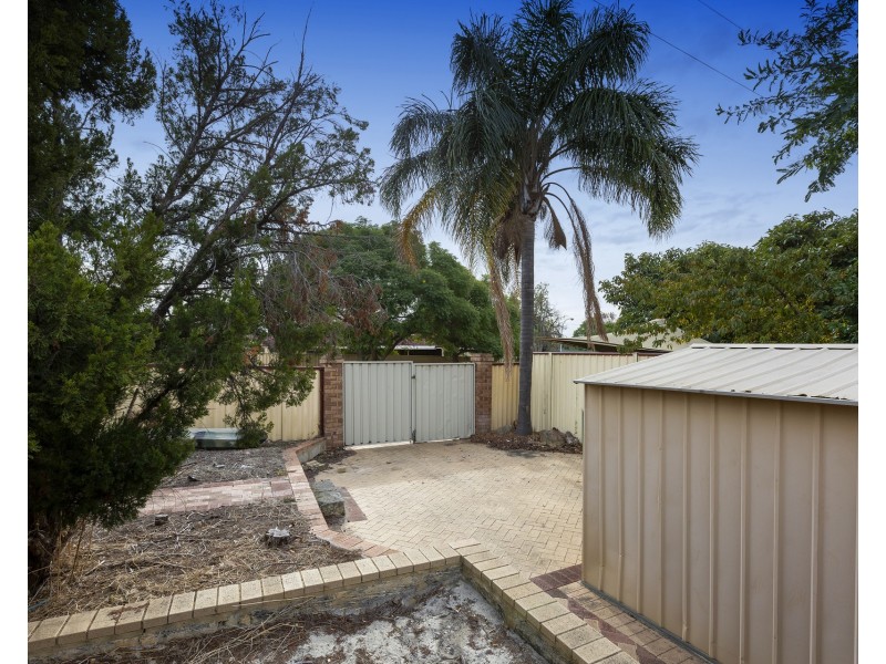 2 Bosworth Place, Leeming WA 6149