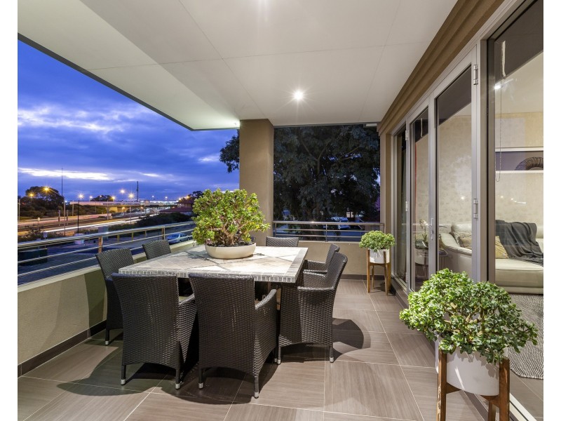 156A Robert Street, Como WA 6152