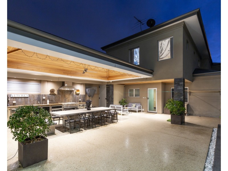 156A Robert Street, Como WA 6152