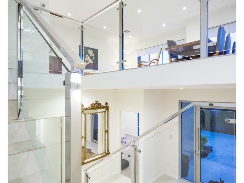 2/29 Comer Street, Como WA 6152