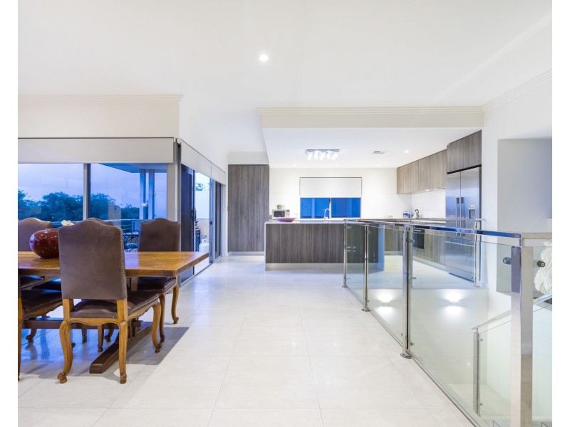 2/29 Comer Street, Como WA 6152