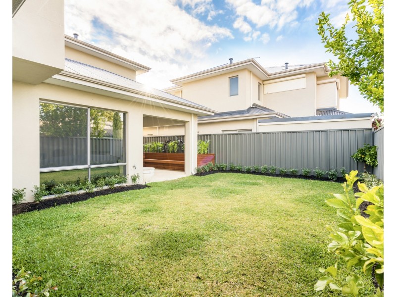 2/29 Comer Street, Como WA 6152