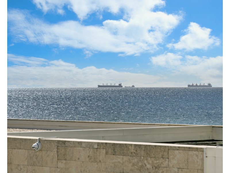 23/23 Ocean Drive, North Coogee WA 6163