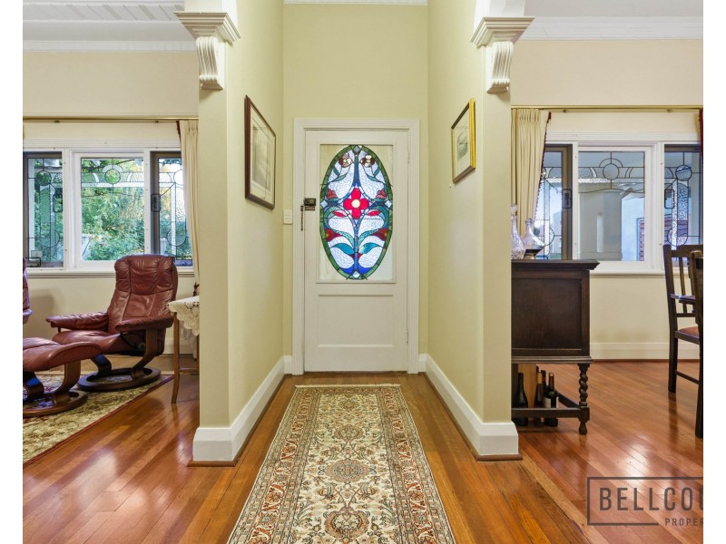 212 Douglas Avenue, Kensington WA 6151