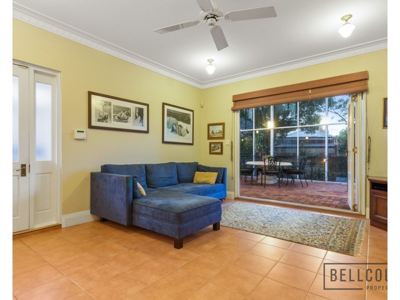 212 Douglas Avenue, Kensington WA 6151