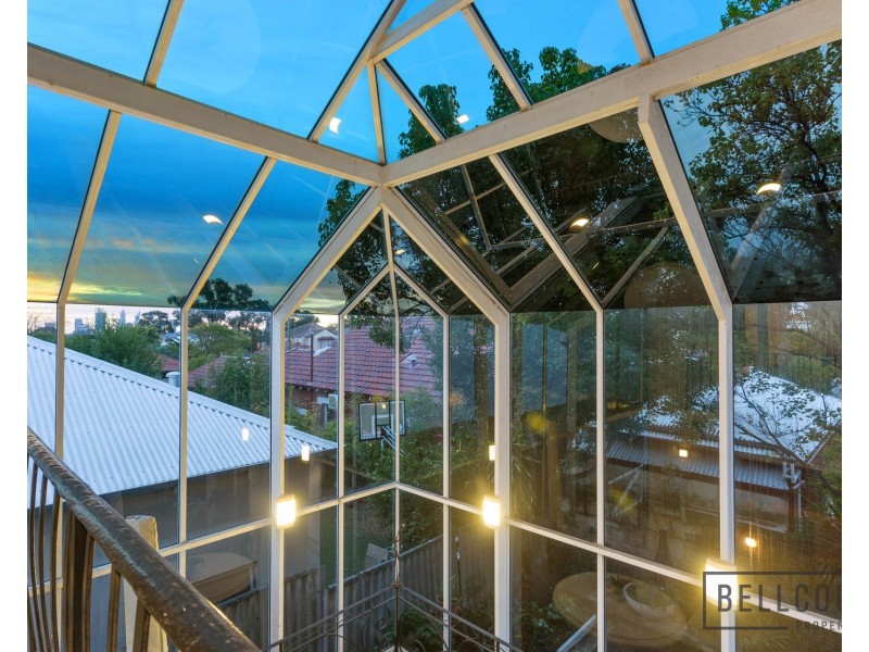 212 Douglas Avenue, Kensington WA 6151