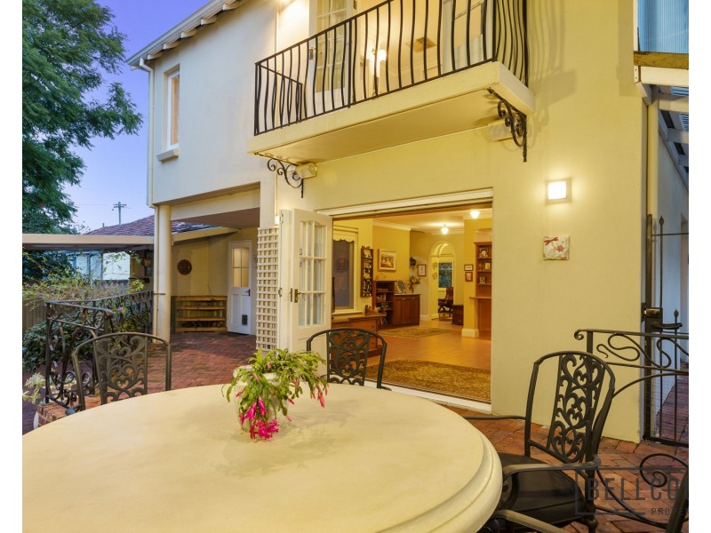 212 Douglas Avenue, Kensington WA 6151