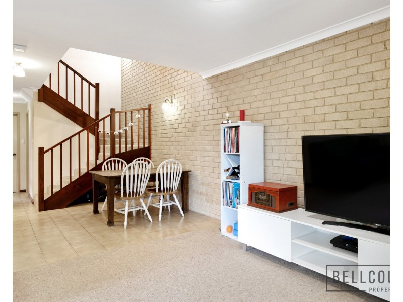 2/15 Coolidge Street, Como WA 6152