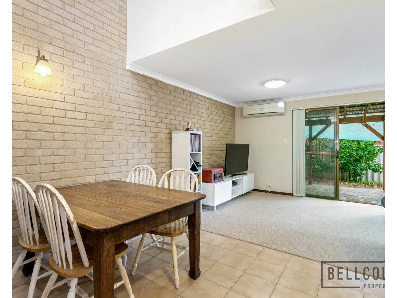 2/15 Coolidge Street, Como WA 6152