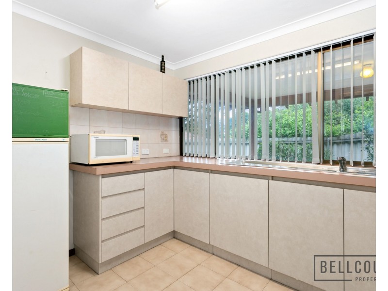 2/15 Coolidge Street, Como WA 6152