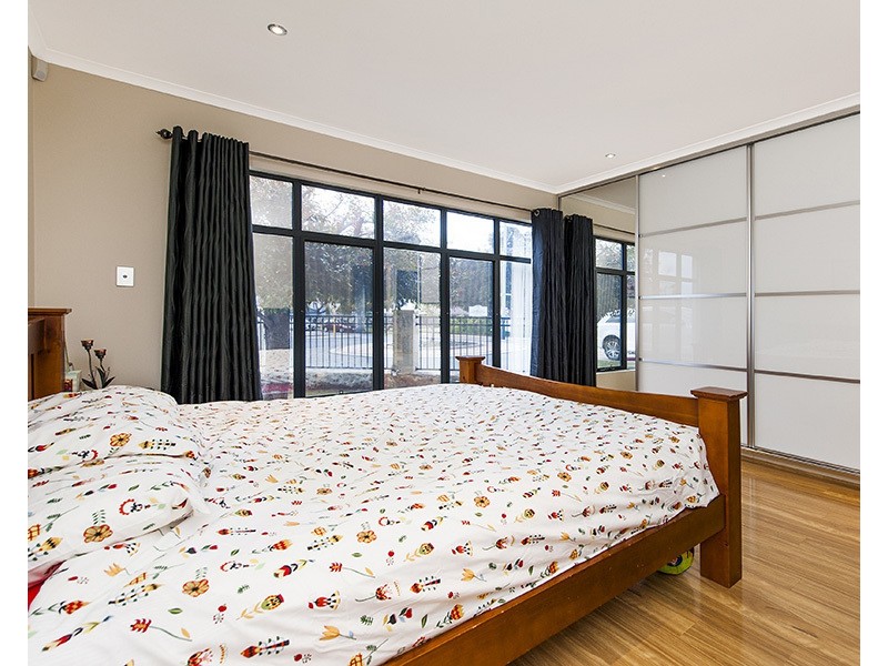 45 Gentilli Way, Salter Point WA 6152