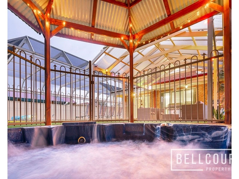 12 Artane Court, Waterford WA 6152