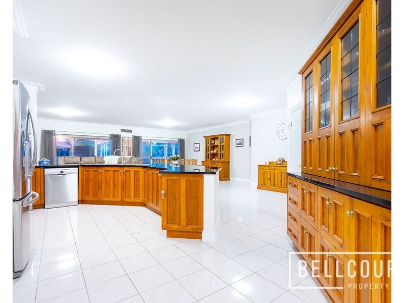 12 Artane Court, Waterford WA 6152