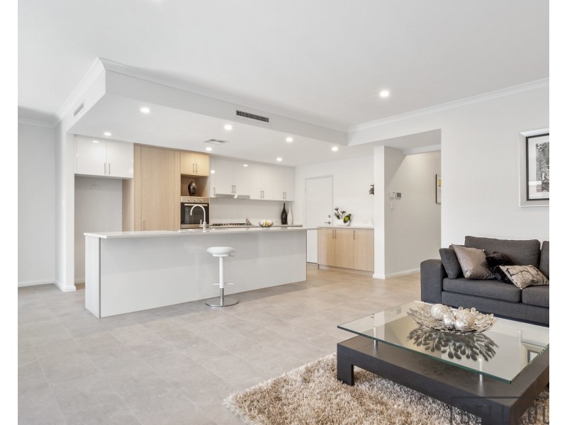 55 Golf View Street, Yokine WA 6060