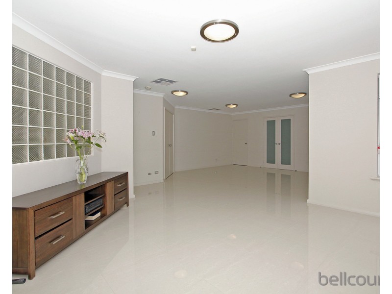 48 Blamey Place, Como WA 6152