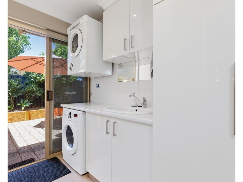 6/45 Cale Street, Como WA 6152