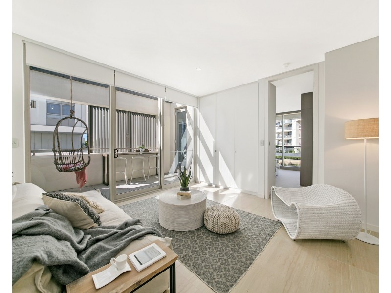 23/23 Ocean Drive, North Coogee WA 6163