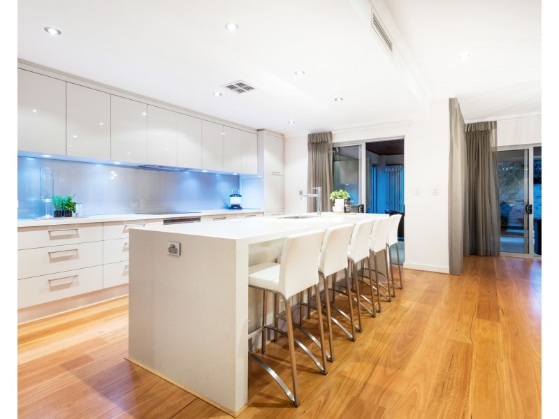 94a The Promenade, Mount Pleasant WA 6153