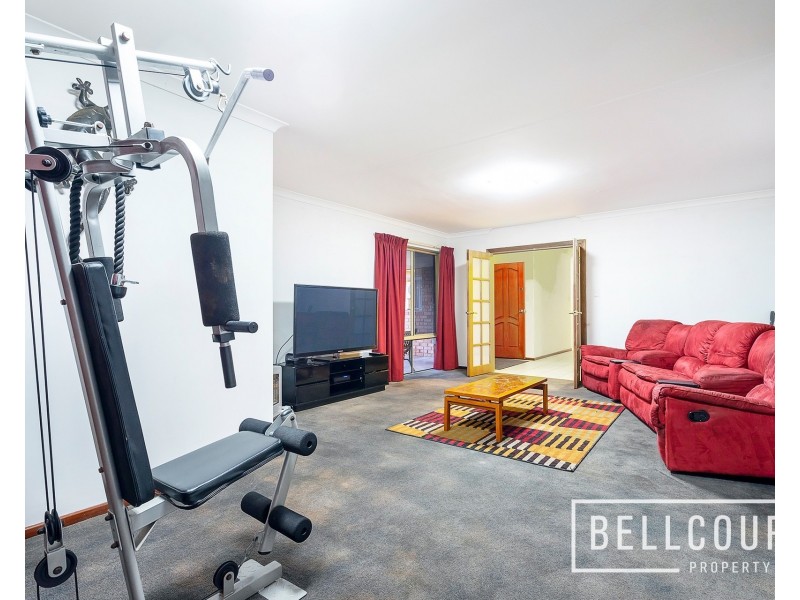 7 Limerick Place, Waterford WA 6152