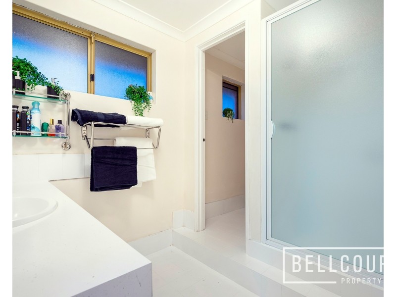 7 Limerick Place, Waterford WA 6152