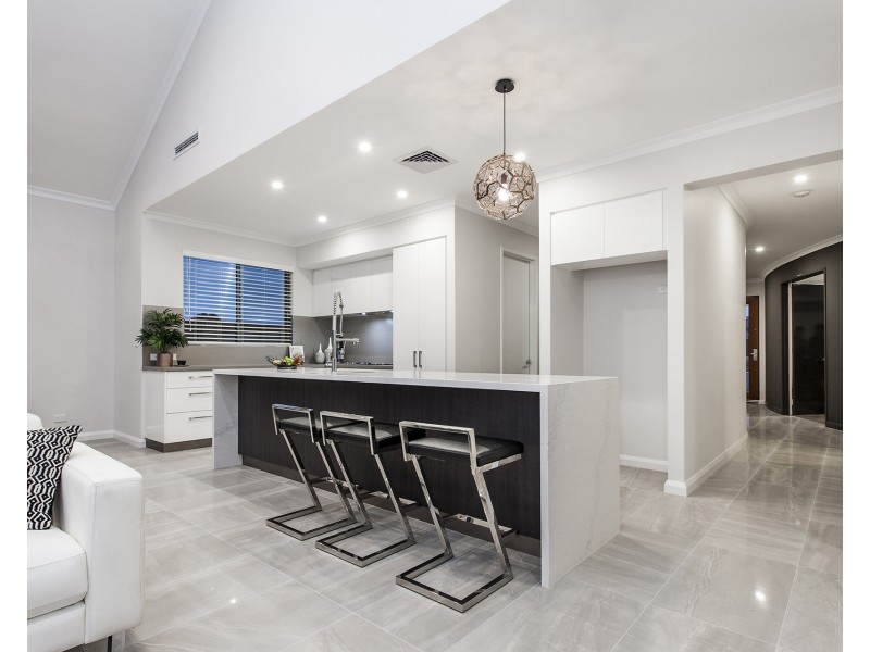 7 Maruyama Way, Landsdale WA 6065