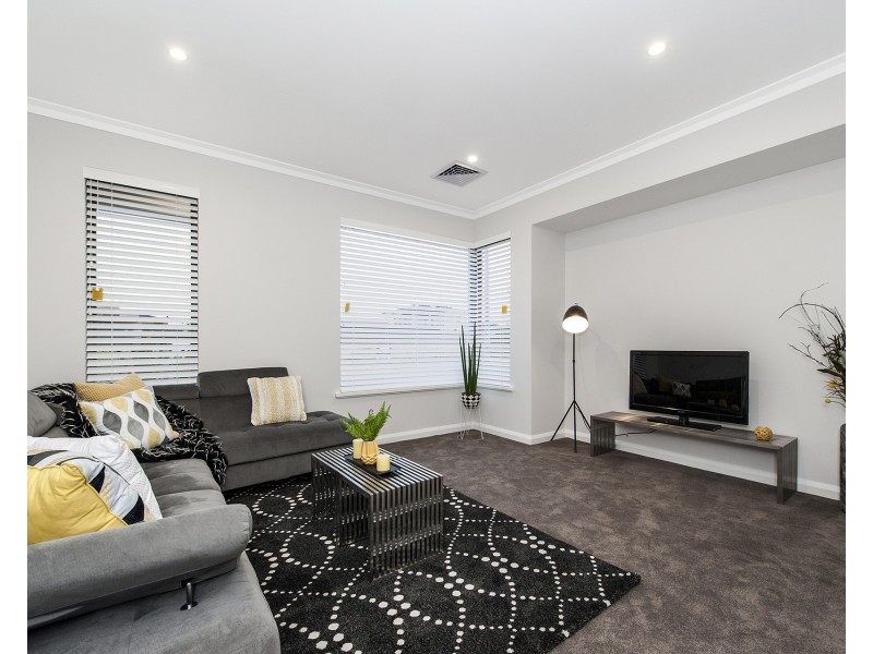 7 Maruyama Way, Landsdale WA 6065