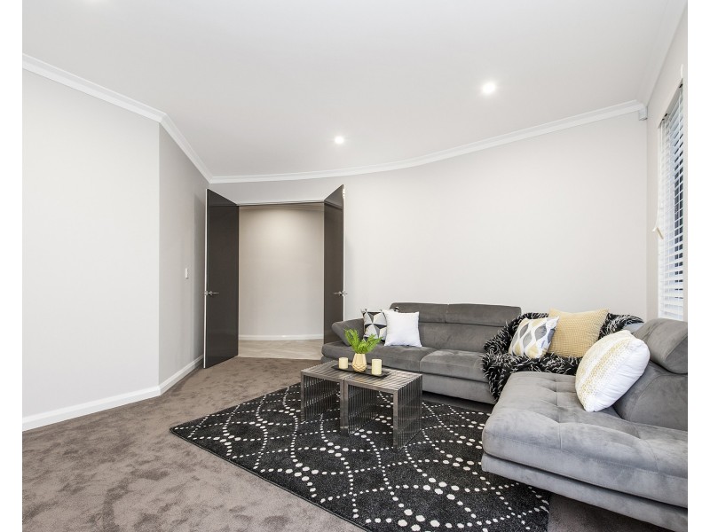 7 Maruyama Way, Landsdale WA 6065