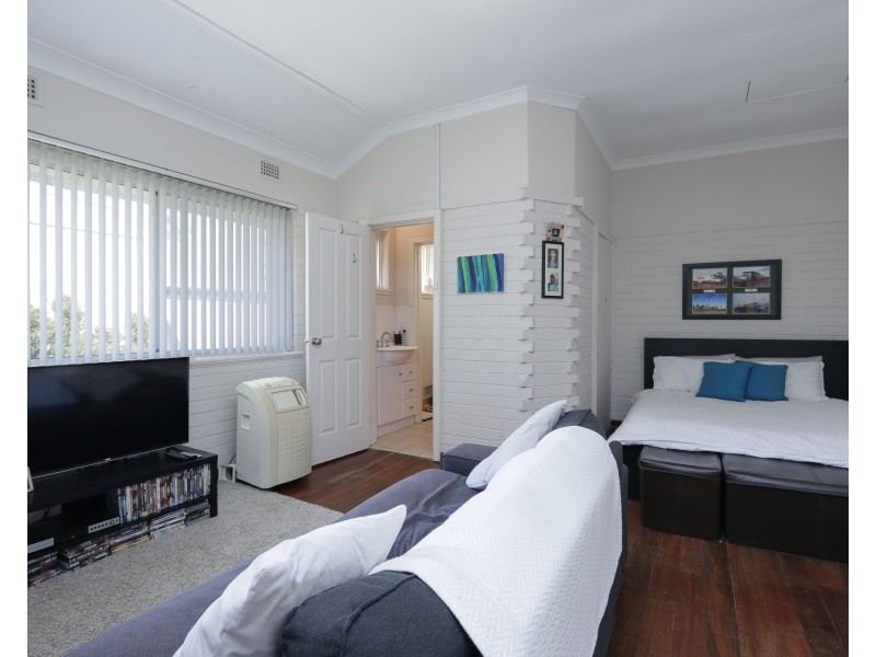 24/15 Eric Street, Cottesloe WA 6011