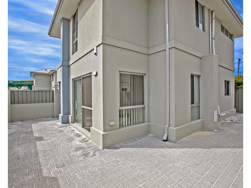 9b Walter Road, Inglewood WA 6052