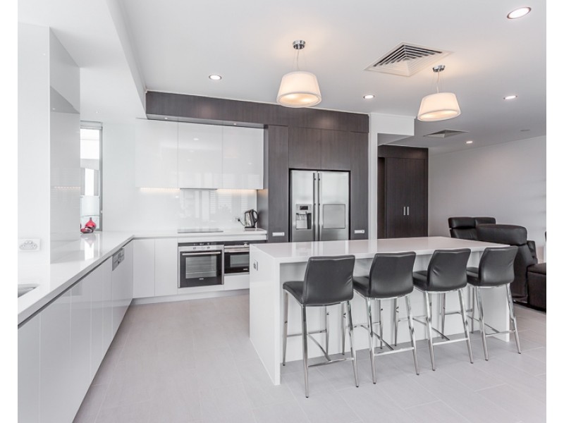 802/19 Ogilvie Road, Mount Pleasant WA 6153