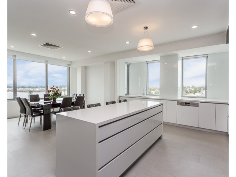 802/19 Ogilvie Road, Mount Pleasant WA 6153