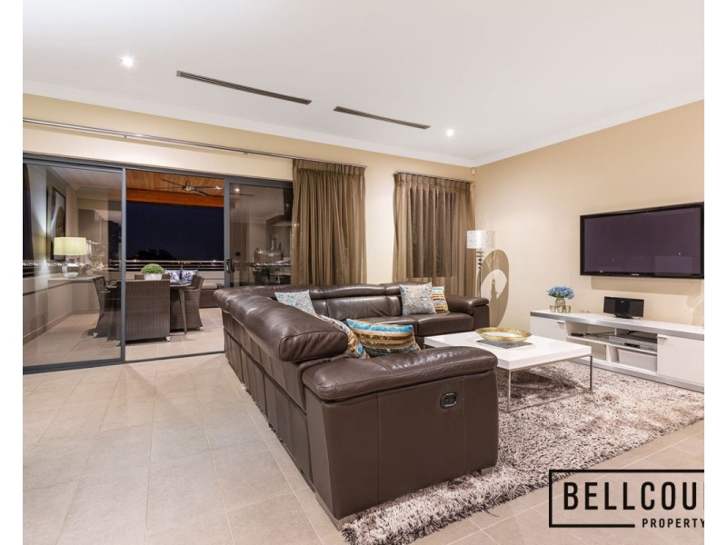 31 Pepler Avenue, Salter Point WA 6152