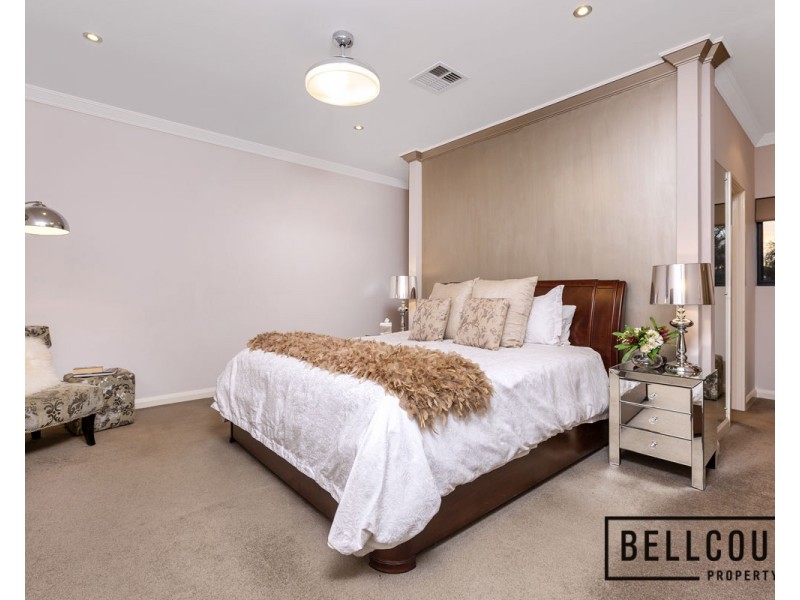 31 Pepler Avenue, Salter Point WA 6152