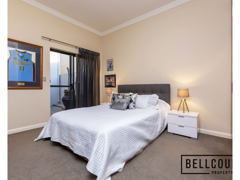 31 Pepler Avenue, Salter Point WA 6152
