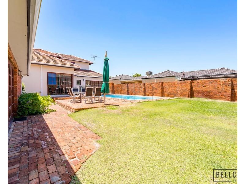 119 Lockhart Street, Como WA 6152