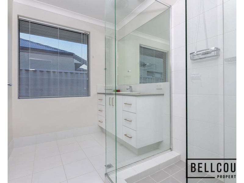 30 Halcyon Way, Churchlands WA 6018