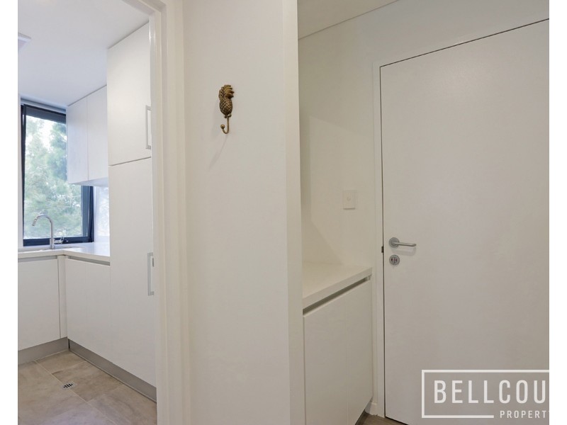 2/152A Mill Point Road, South Perth WA 6151