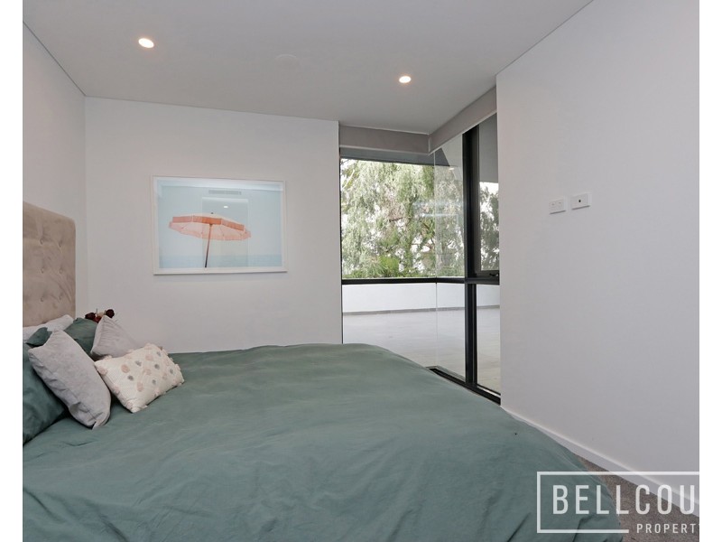 2/152A Mill Point Road, South Perth WA 6151
