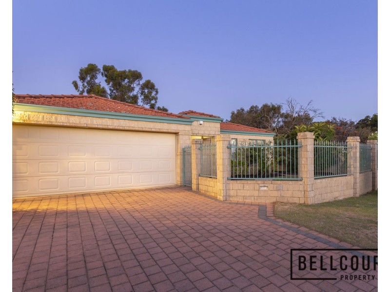 11 Mullingar Close, Waterford WA 6152