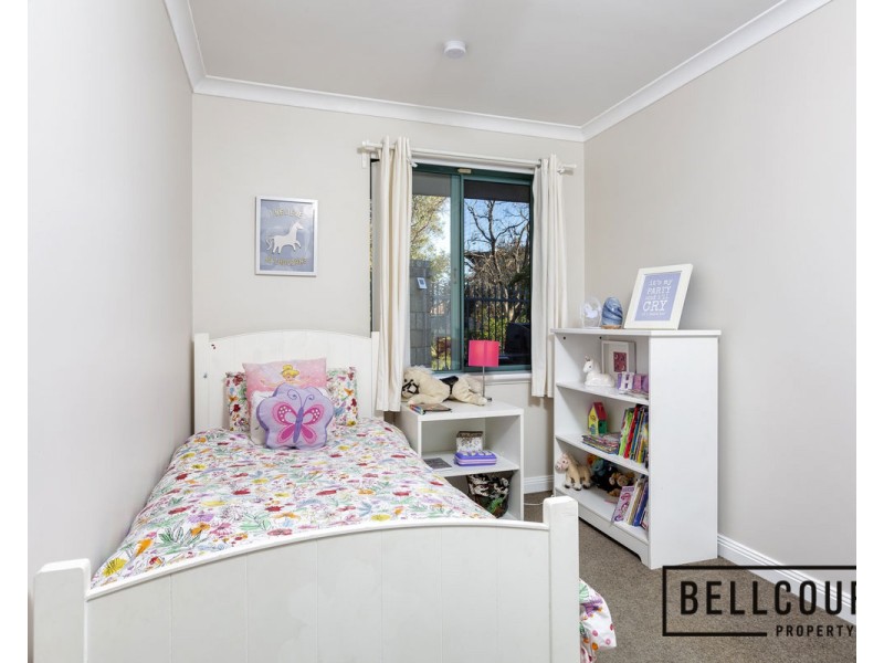 11 Mullingar Close, Waterford WA 6152