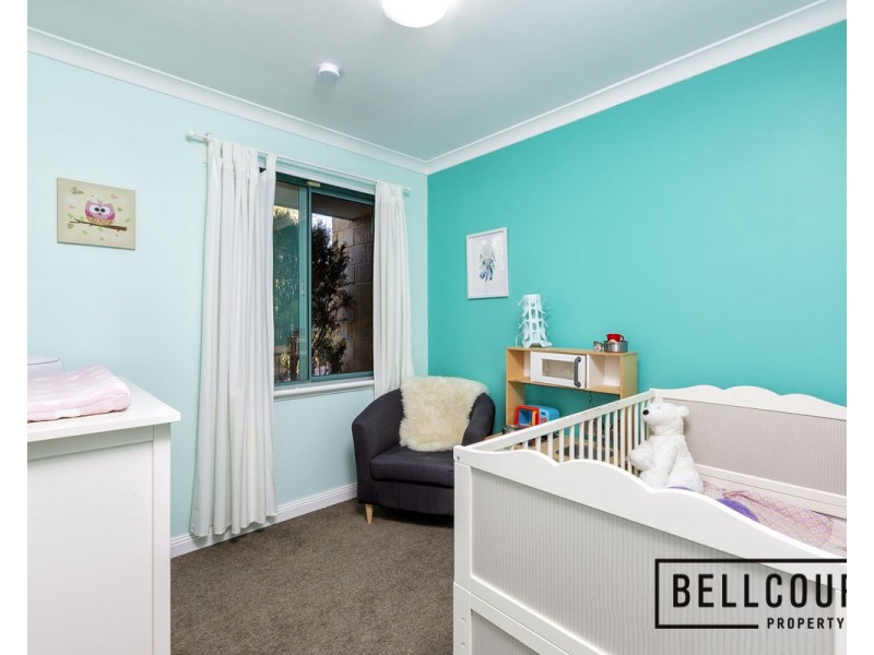 11 Mullingar Close, Waterford WA 6152