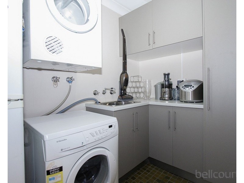 2/63 Crawford Road, Maylands WA 6051