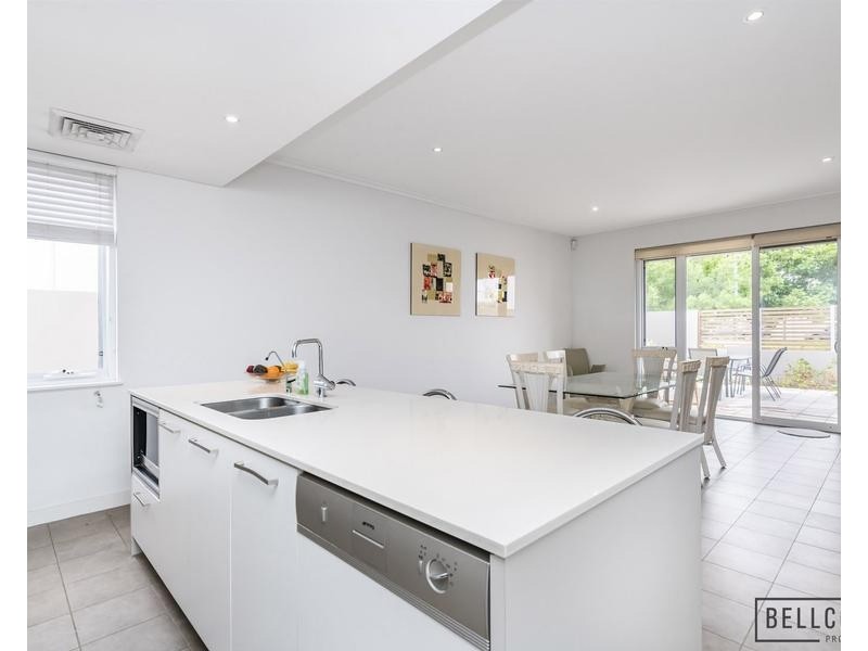 3 Charnley Gardens, Burswood WA 6100