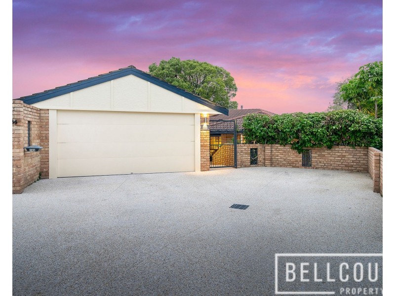 166 River Way, Salter Point WA 6152