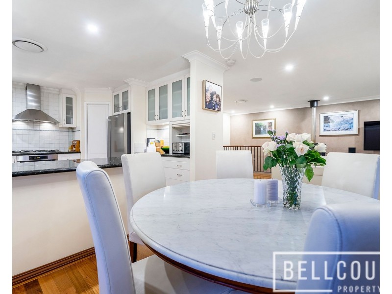 166 River Way, Salter Point WA 6152